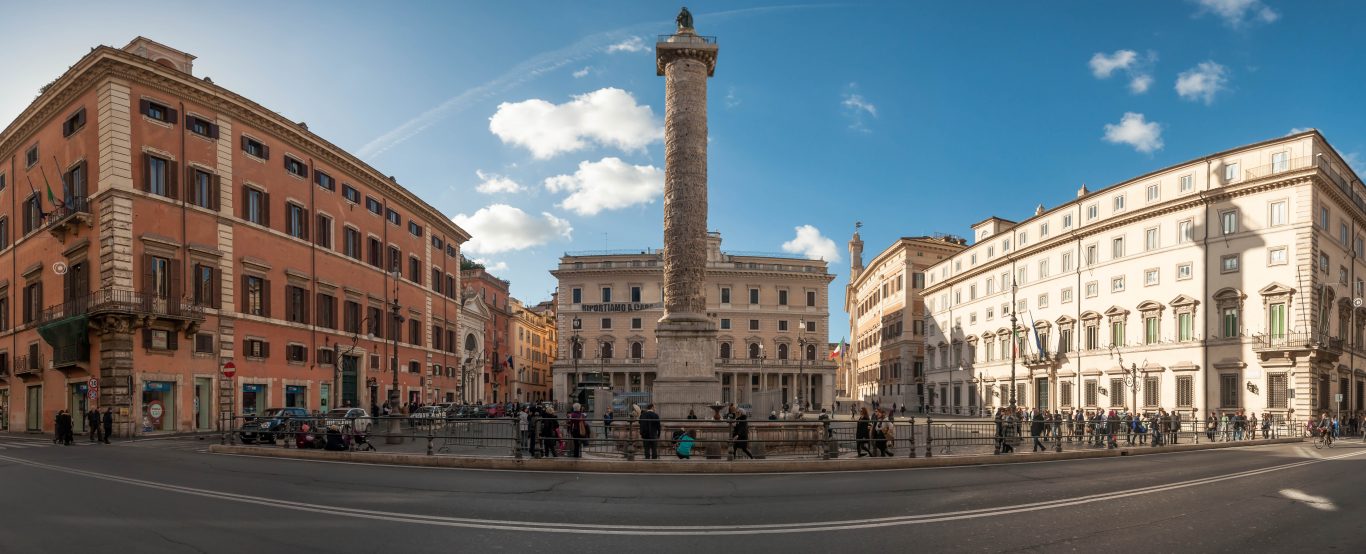 By Marco Verch (Piazza Colonna) [CC BY 2.0 (http://creativecommons.org/licenses/by/2.0)], via Wikimedia Commons